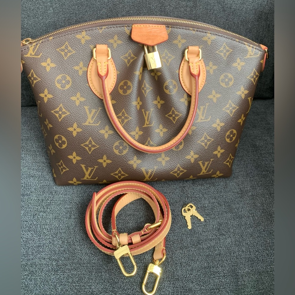 **SOLD** Louis Vuitton Boetie PM